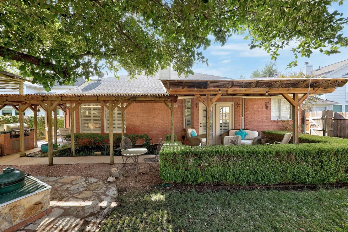 Photo of 2205 Bent Bow DR
