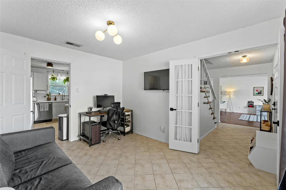 Photo of 1010 Huntridge DR