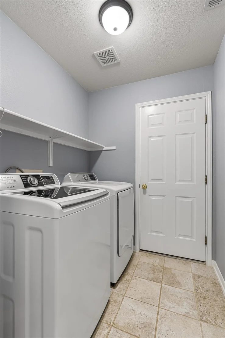 Photo of 121 Dogwood DR