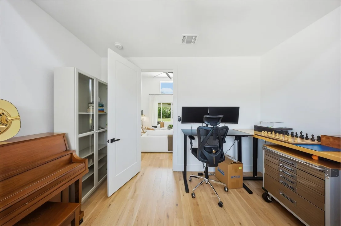 Photo of 307 Chisholm TRL
