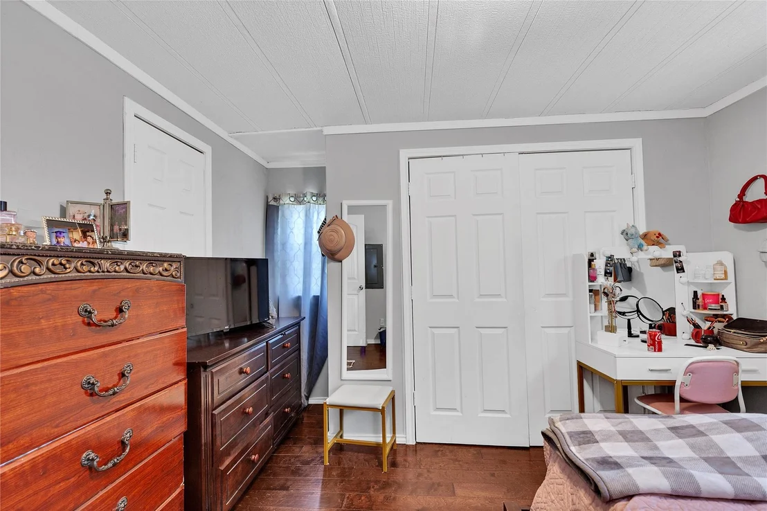 Photo of 101 E Ash ST