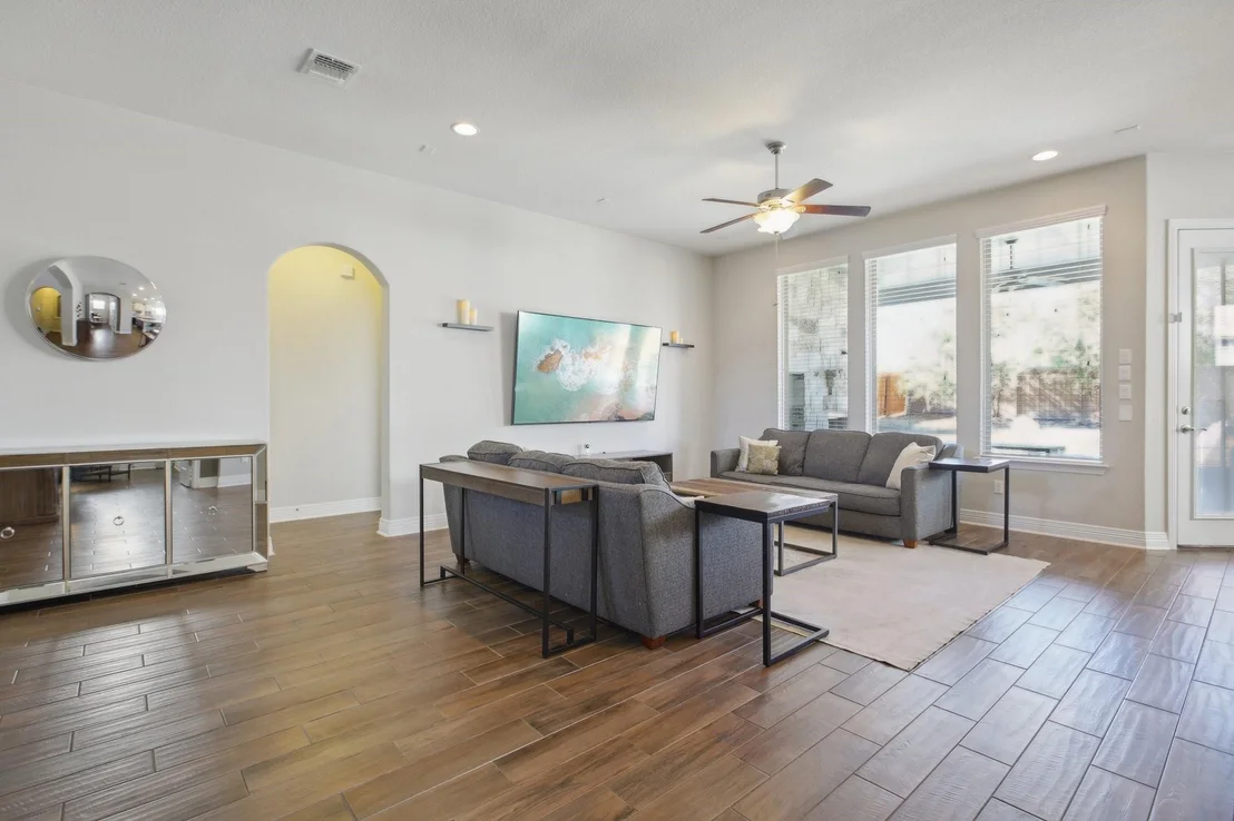 Photo of 18236 Crimson Apple WAY
