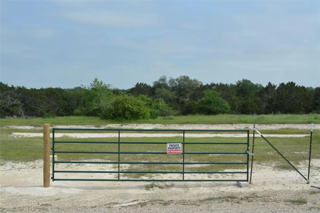 Photo of 12323 CROWS RANCH RD