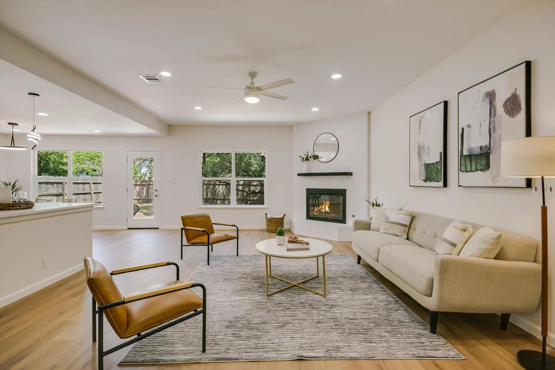 Photo of 104 CREEK DR