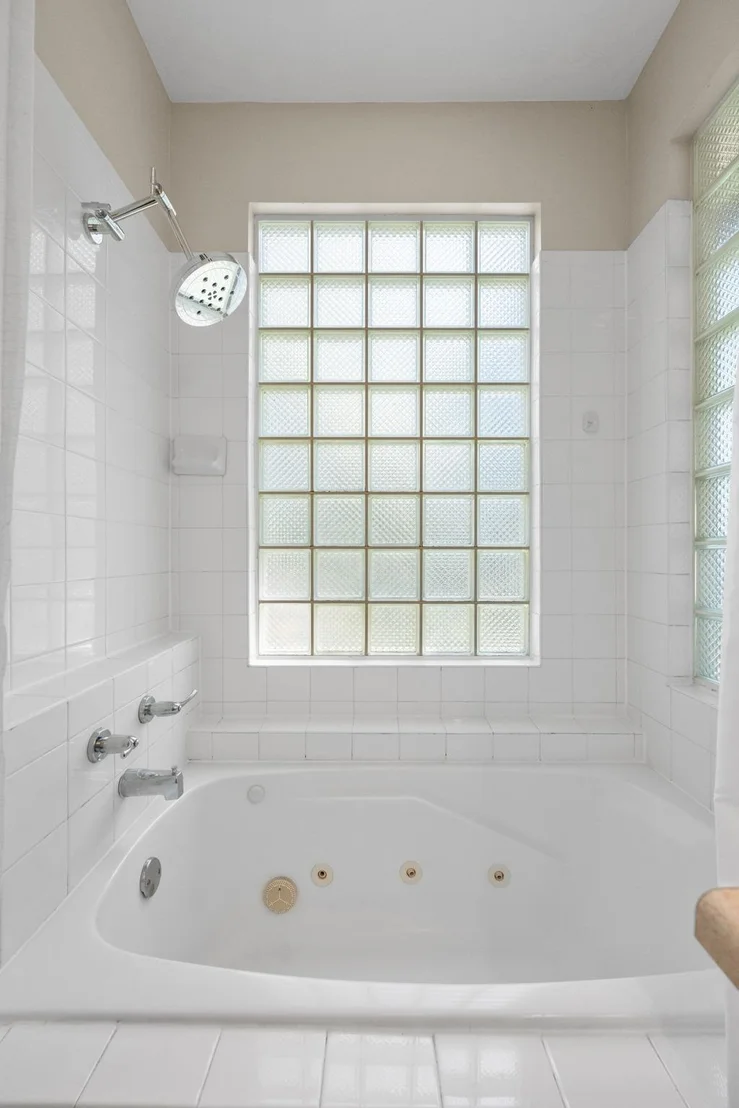 Photo of 302 Ben Howell DR