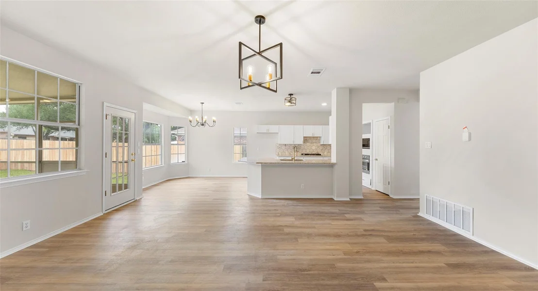 Photo of 412 Tamara DR