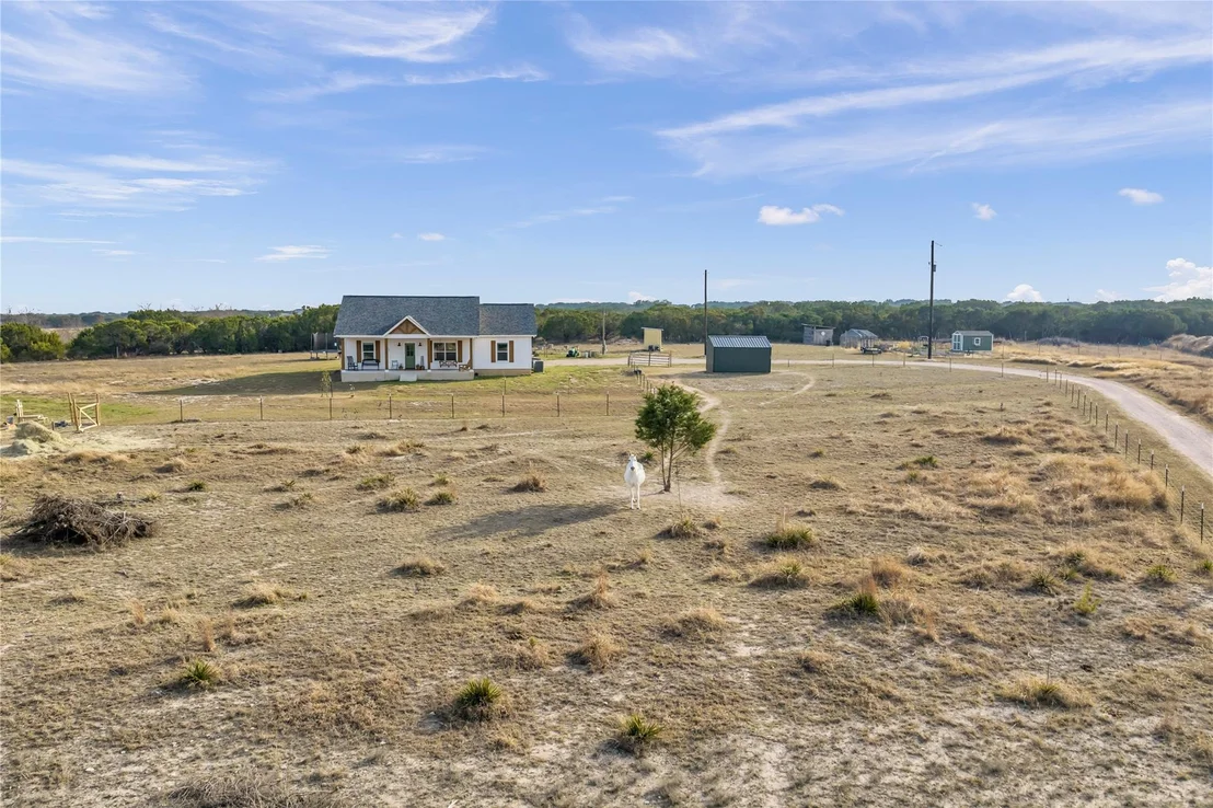 Photo of 124 Donnie DR