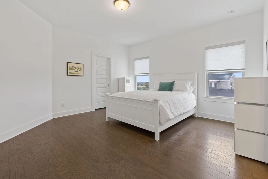 Photo of 106 Lodestone CV