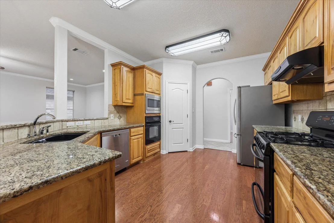 Photo of 300 Brazos DR