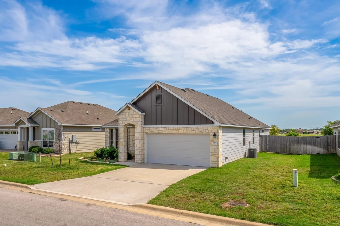 Photo of 7317 Buffalo Grass DR