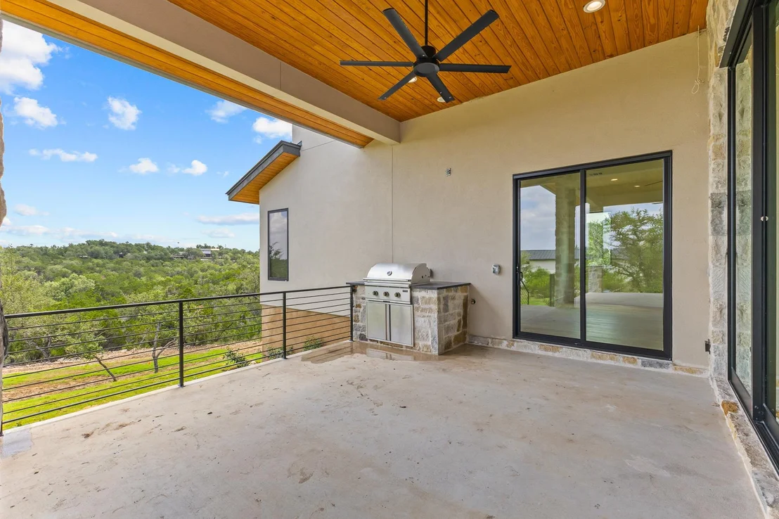 Photo of 8109 Kuhn DR