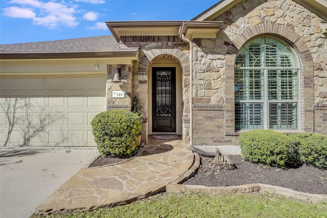 Photo of 140 Grapevine CT