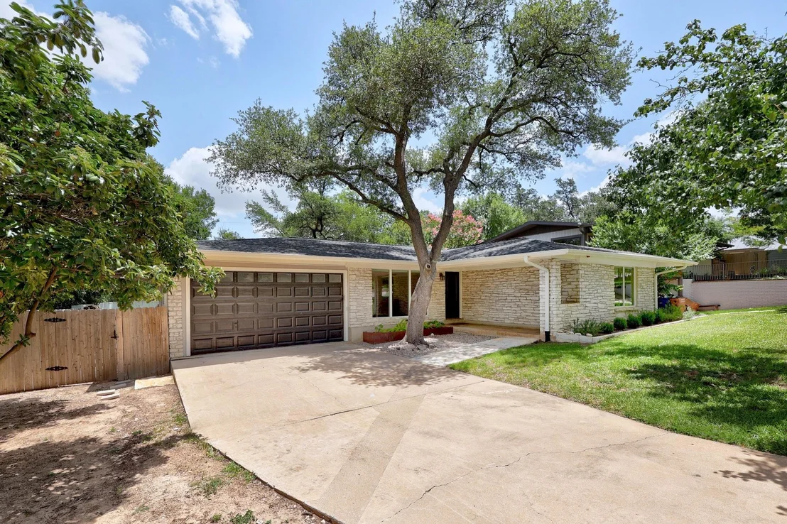 Photo of 3518 Lakeland DR