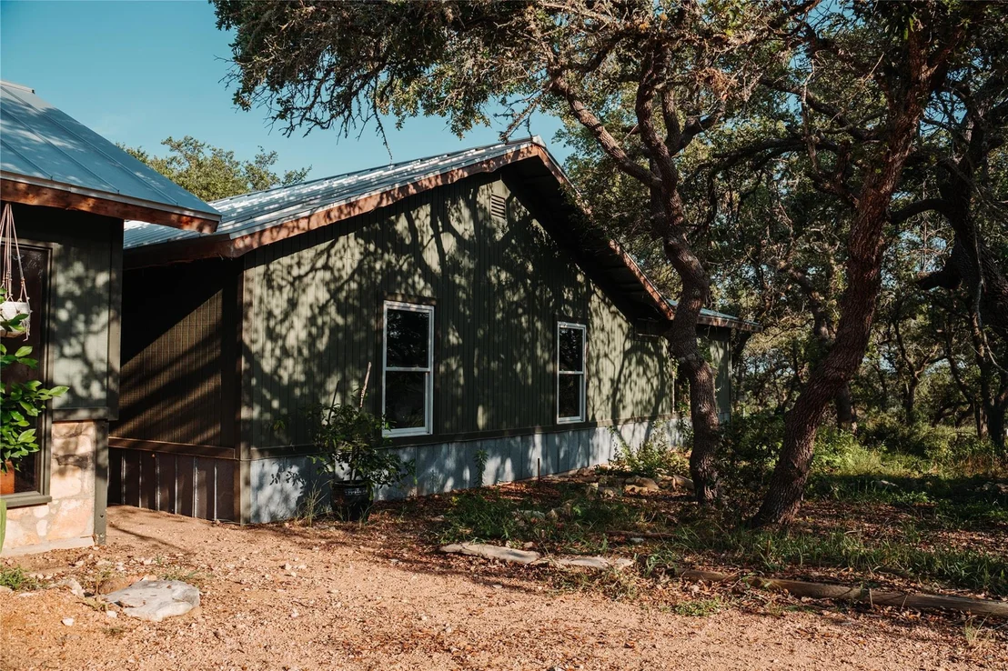 Photo of 435 Spangenberg RD