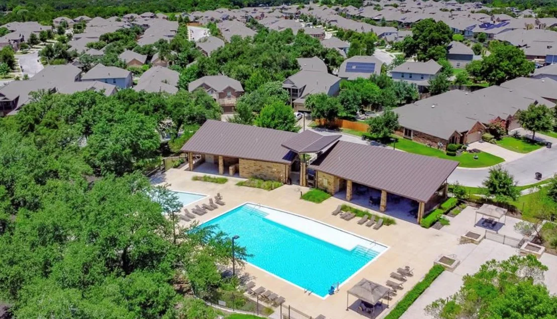 Photo of 707 Allende BND