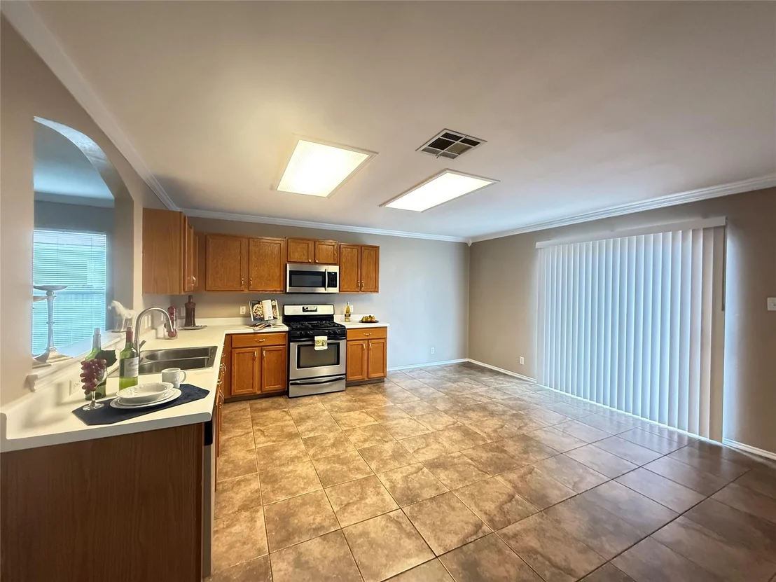 Photo of 3902 Louise Lee DR