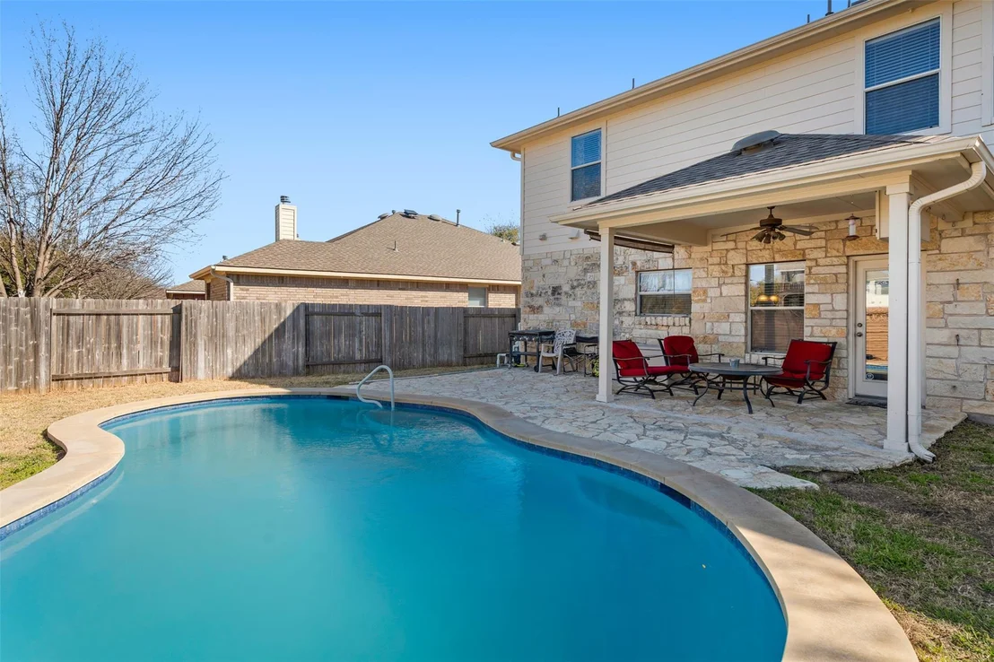 Photo of 4121 Meadow Bluff WAY
