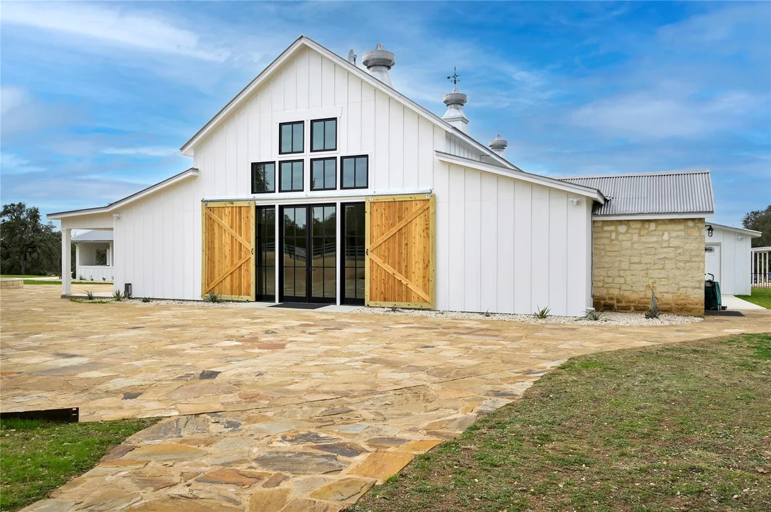 Photo of 5001 McGregor LN