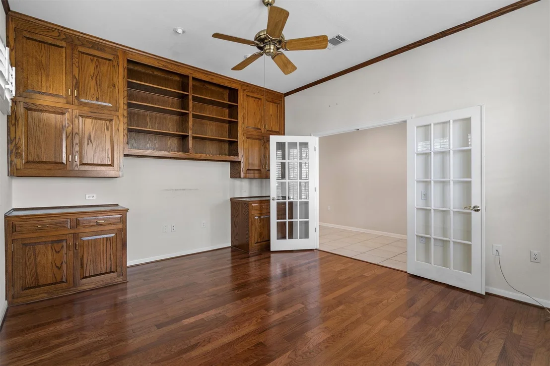Photo of 106 Swallowtail CIR