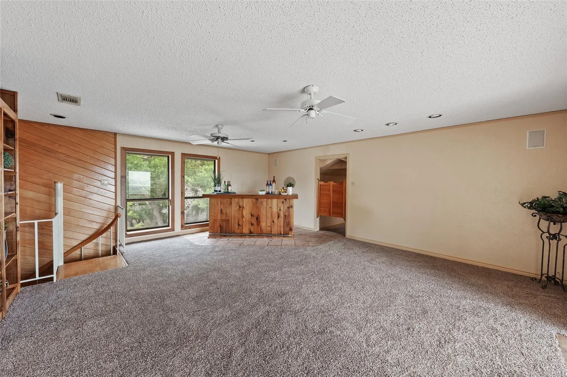 Photo of 11105 Highview DR