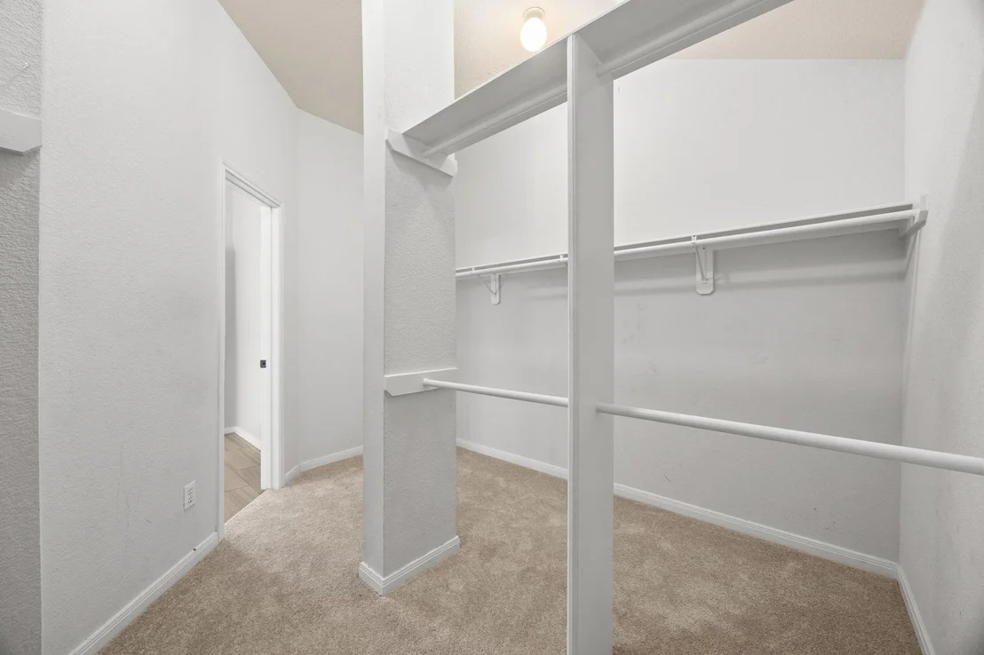 Photo of 1516 Lorson LOOP