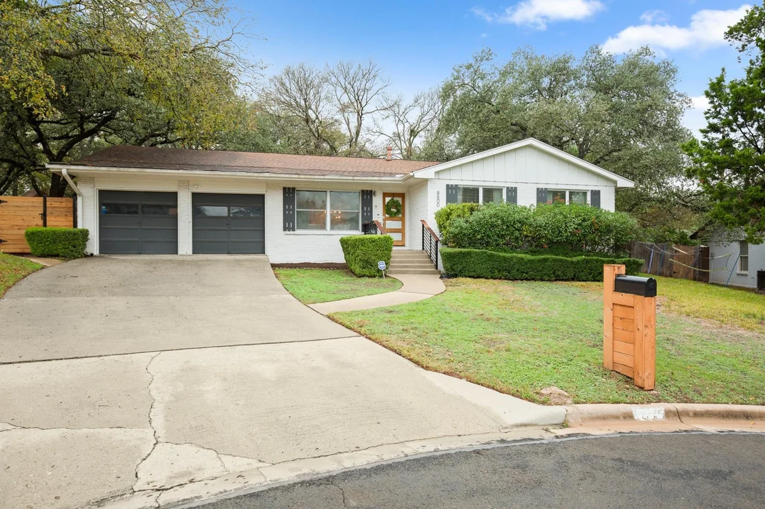 Photo of 8600 Azalea TRL
