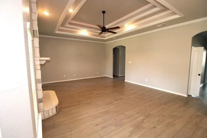 Photo of 5206 La Terraza LN