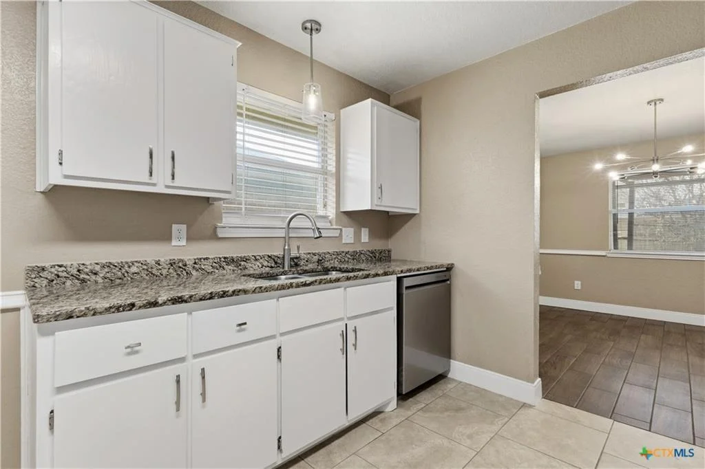 Photo of 4307 Menard DR