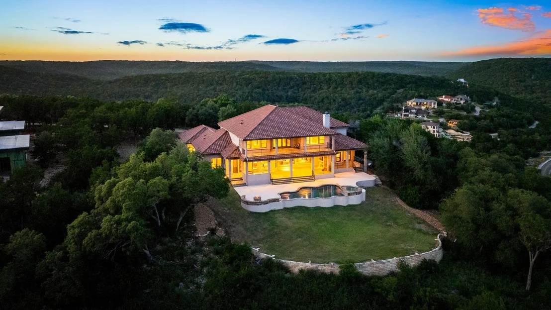 Photo of 8145 Lake Mountain LN