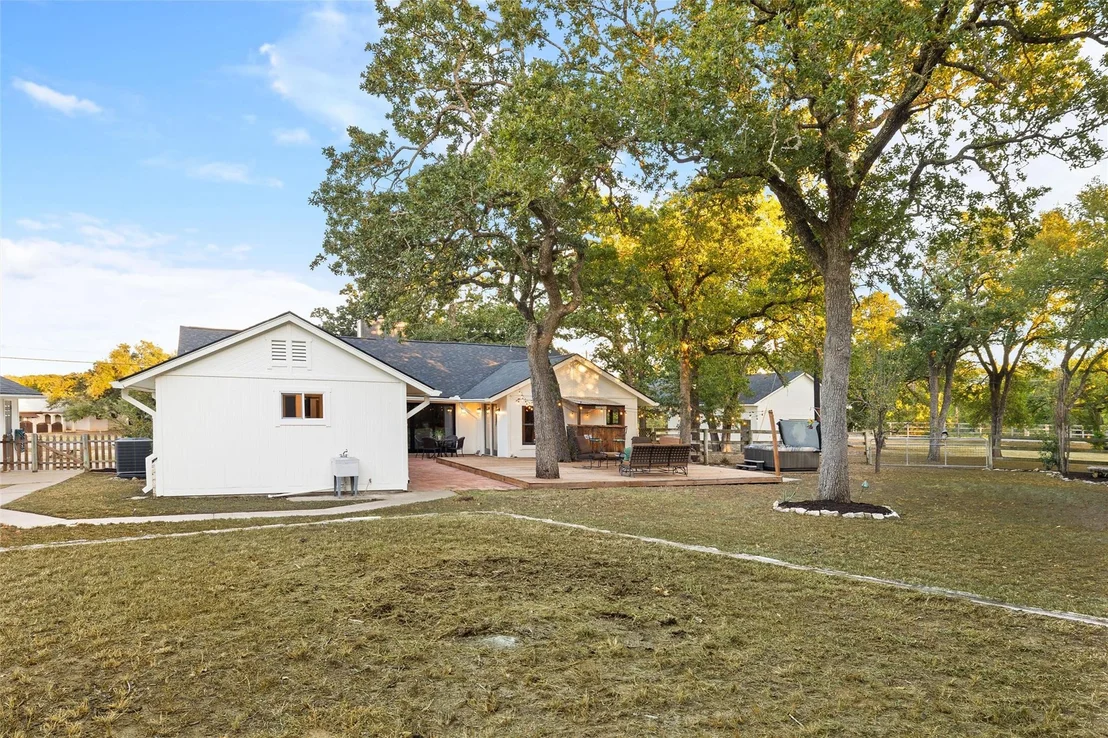 Photo of 16506 Westview TRL