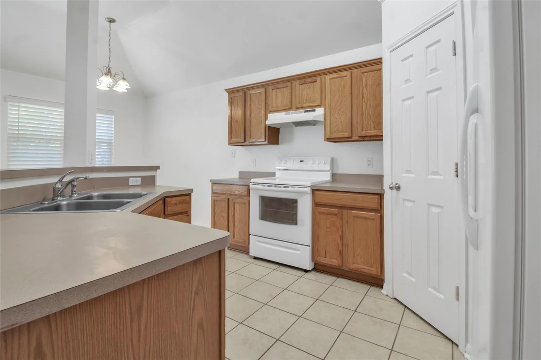 Photo of 3107 Burlington