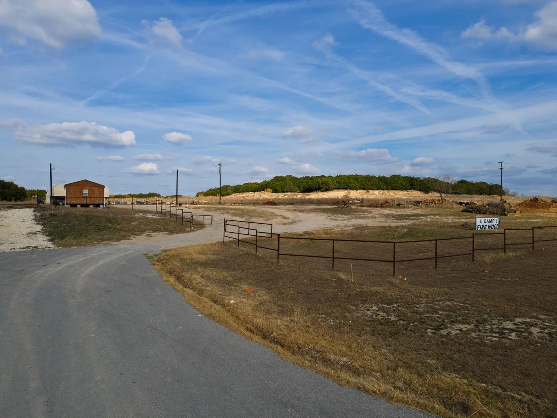 Photo of 774 N 183 Highway