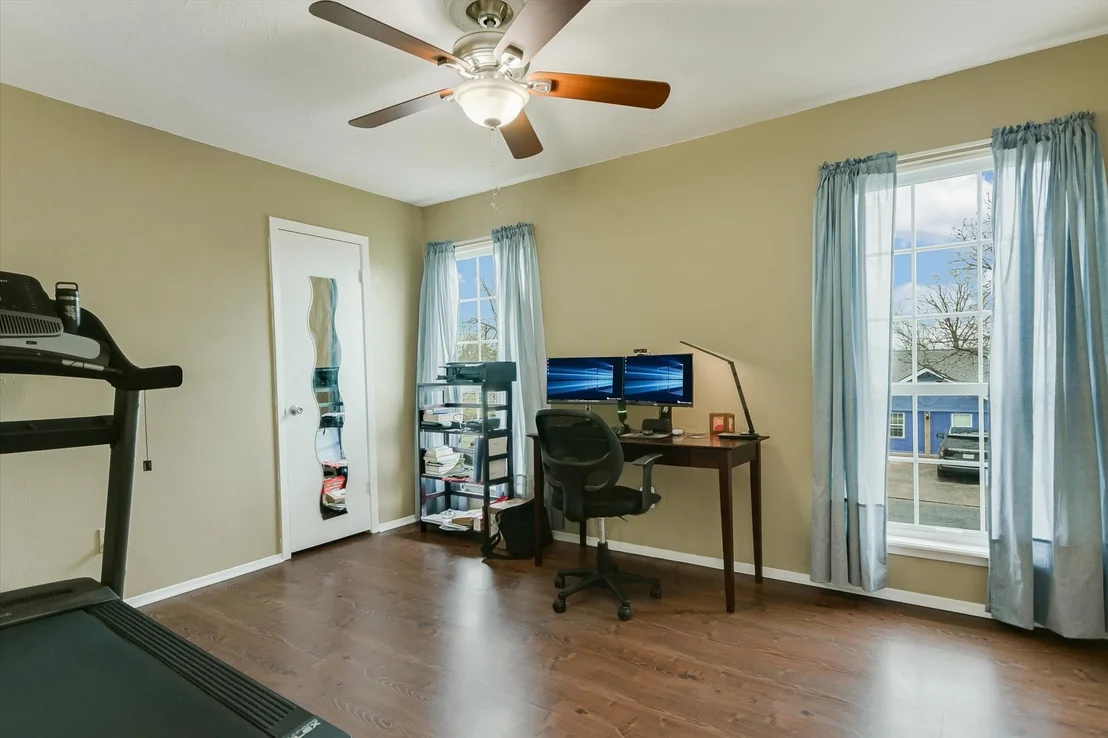 Photo of 205 Woodmont DR