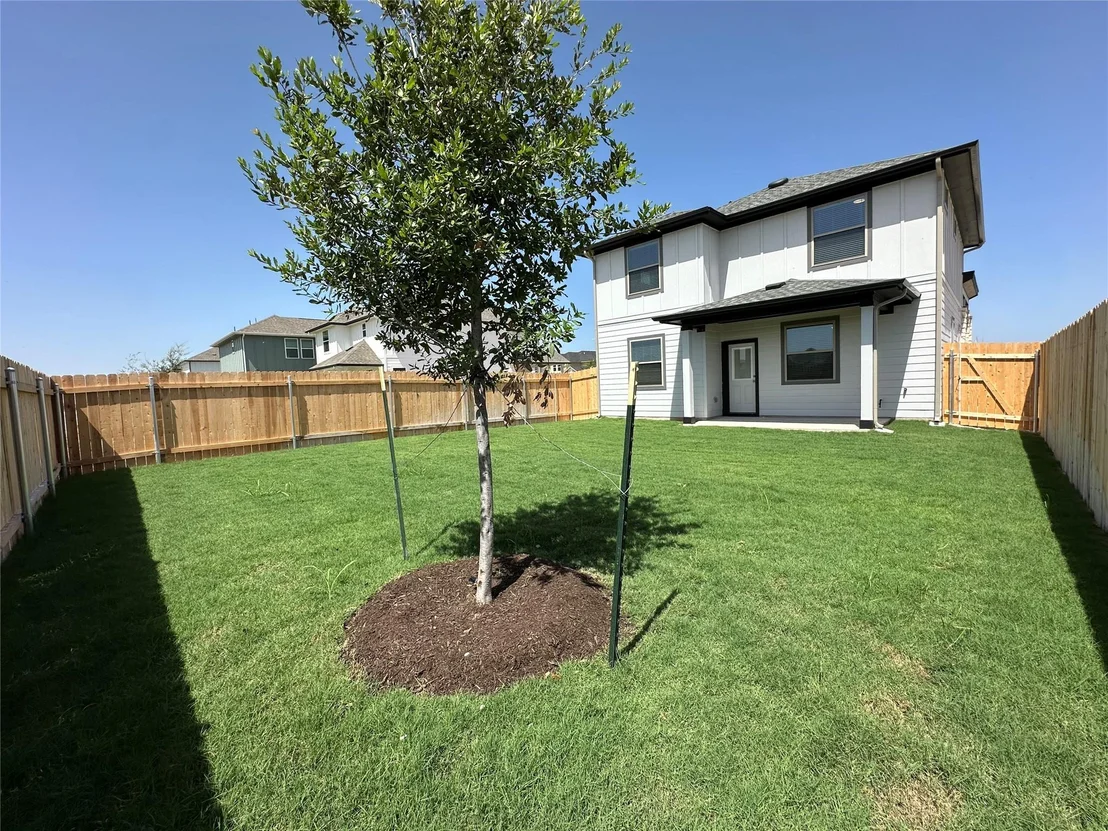 Photo of 295 Young ST