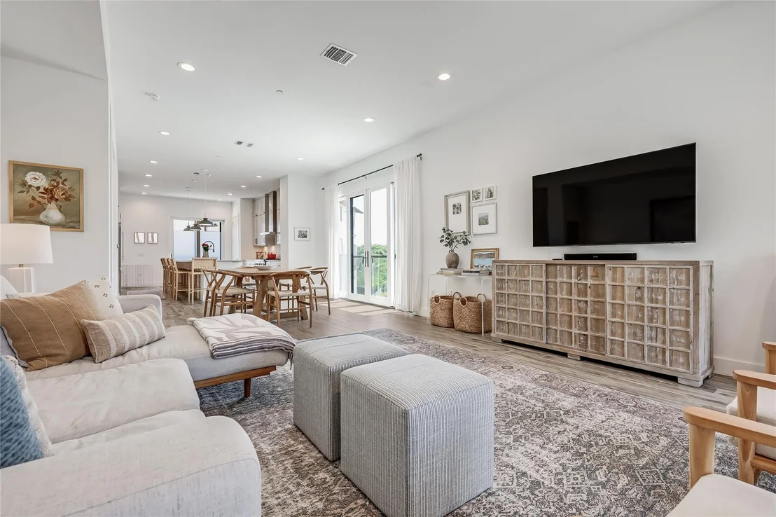 Photo of 4609 Unity CIR