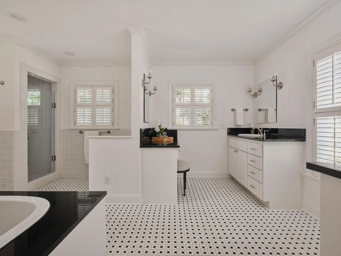 Photo of 2412 Jarratt Ave