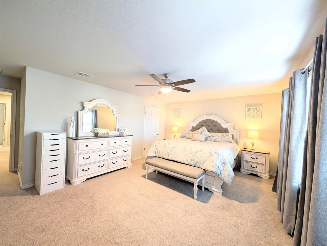 Photo of 226 Thornless CIR