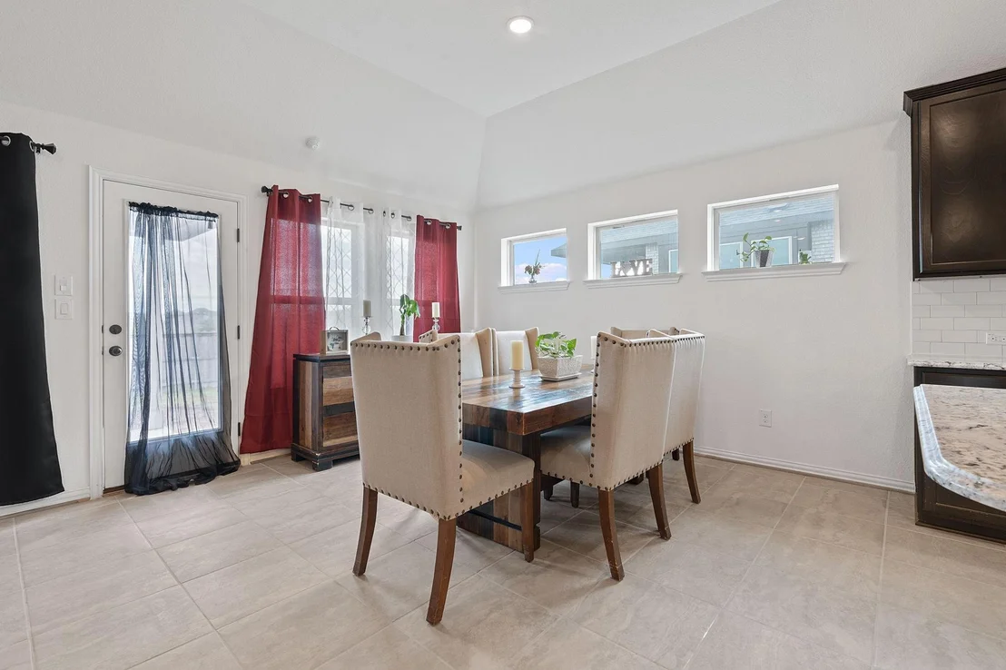 Photo of 874 Spinnaker LOOP