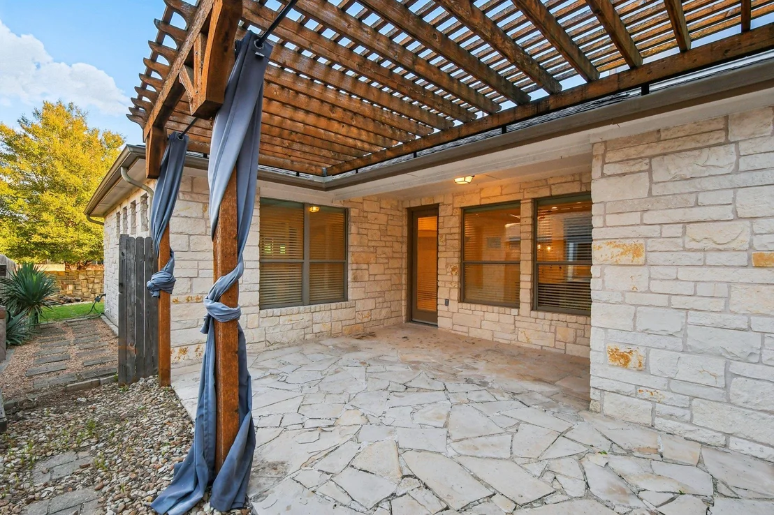 Photo of 634 Irvin DR