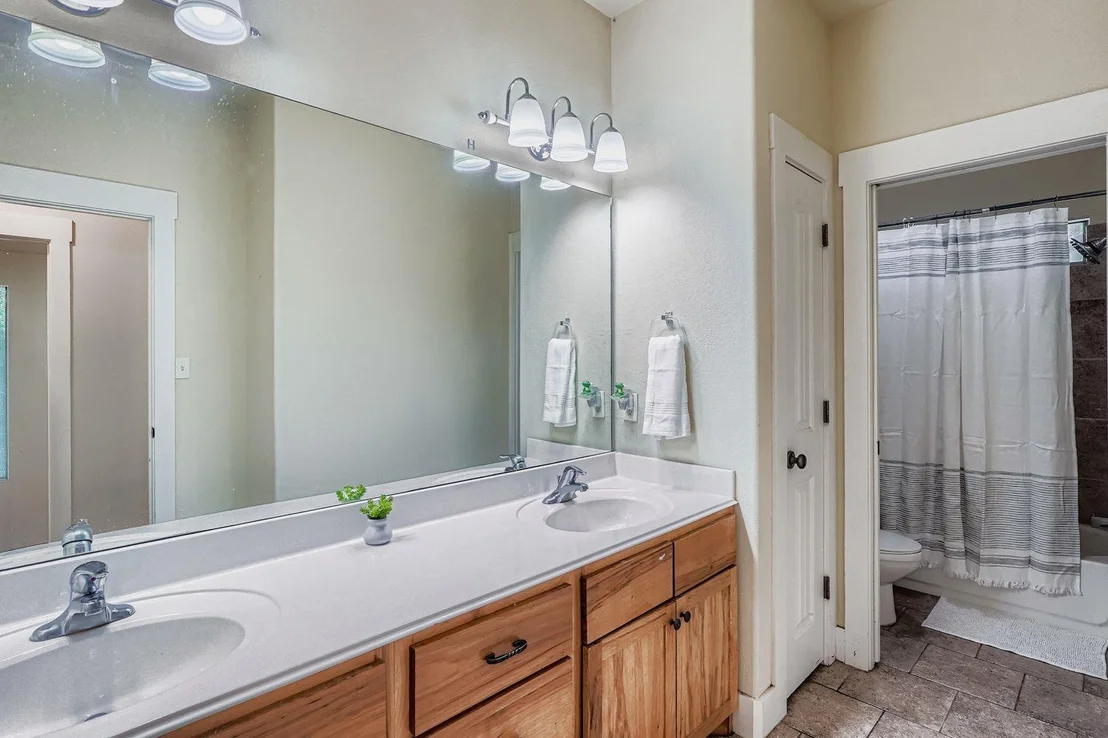 Photo of 100 Quarry Springs DR