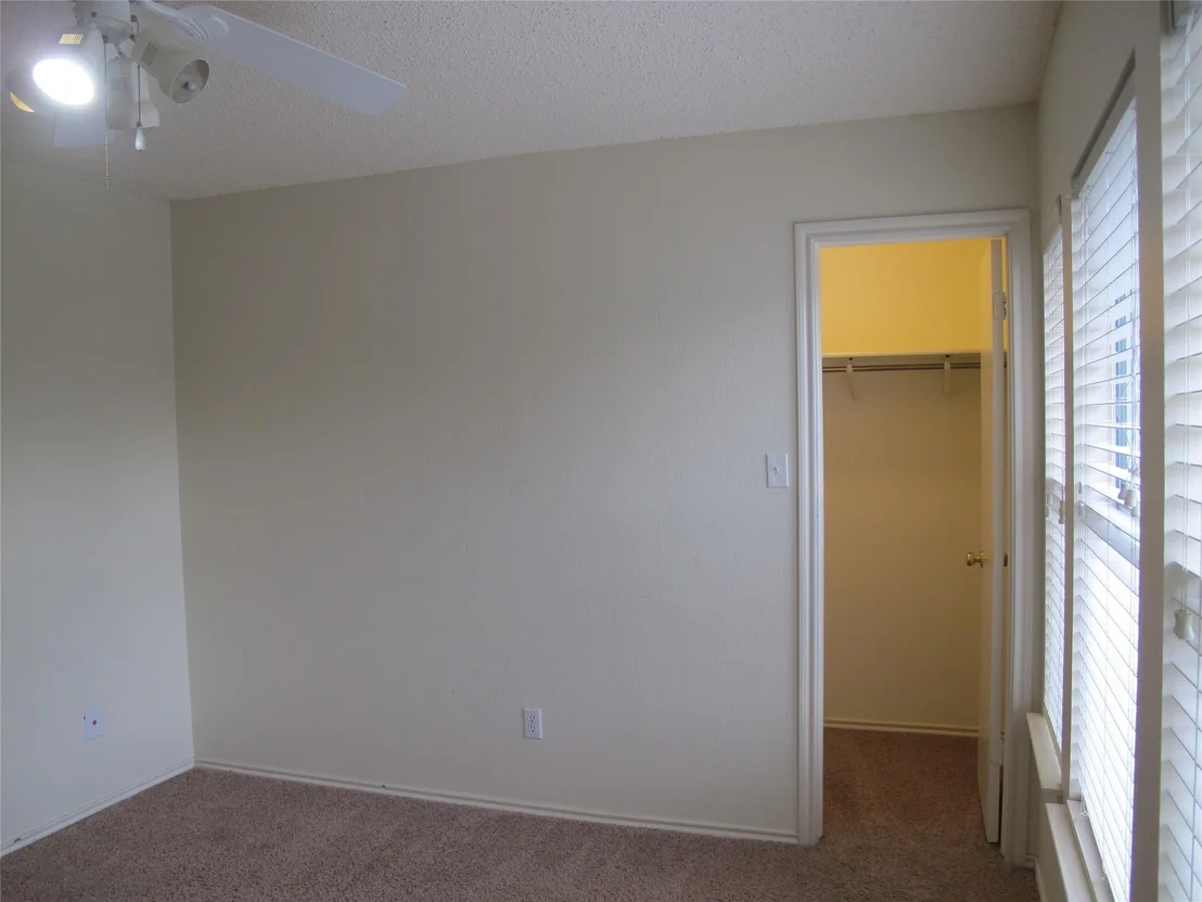 Photo of 2011 Jasper LN