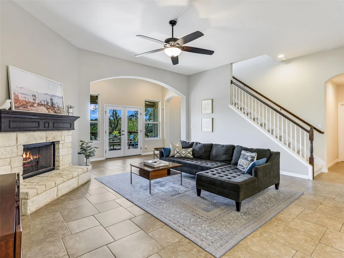 Photo of 696 Ledgestone DR
