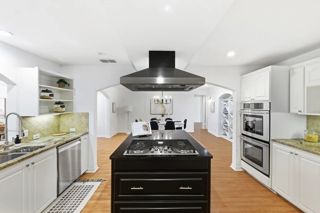 Photo of 6701 Lexington RD