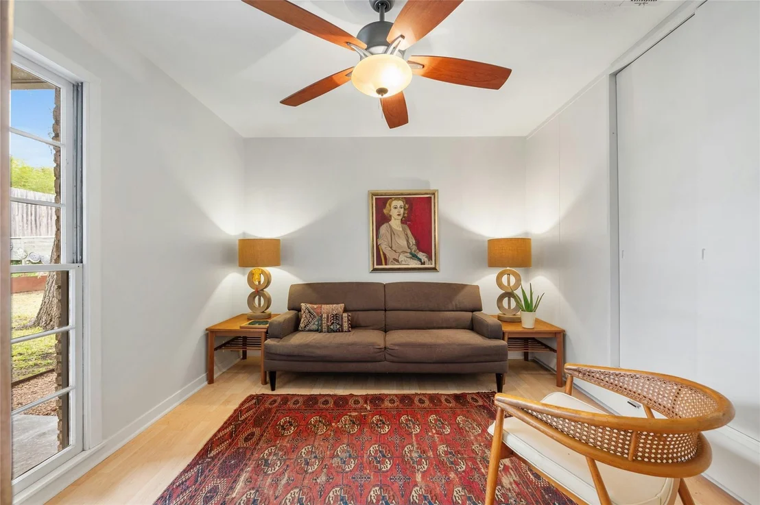 Photo of 1813 Vance CIR