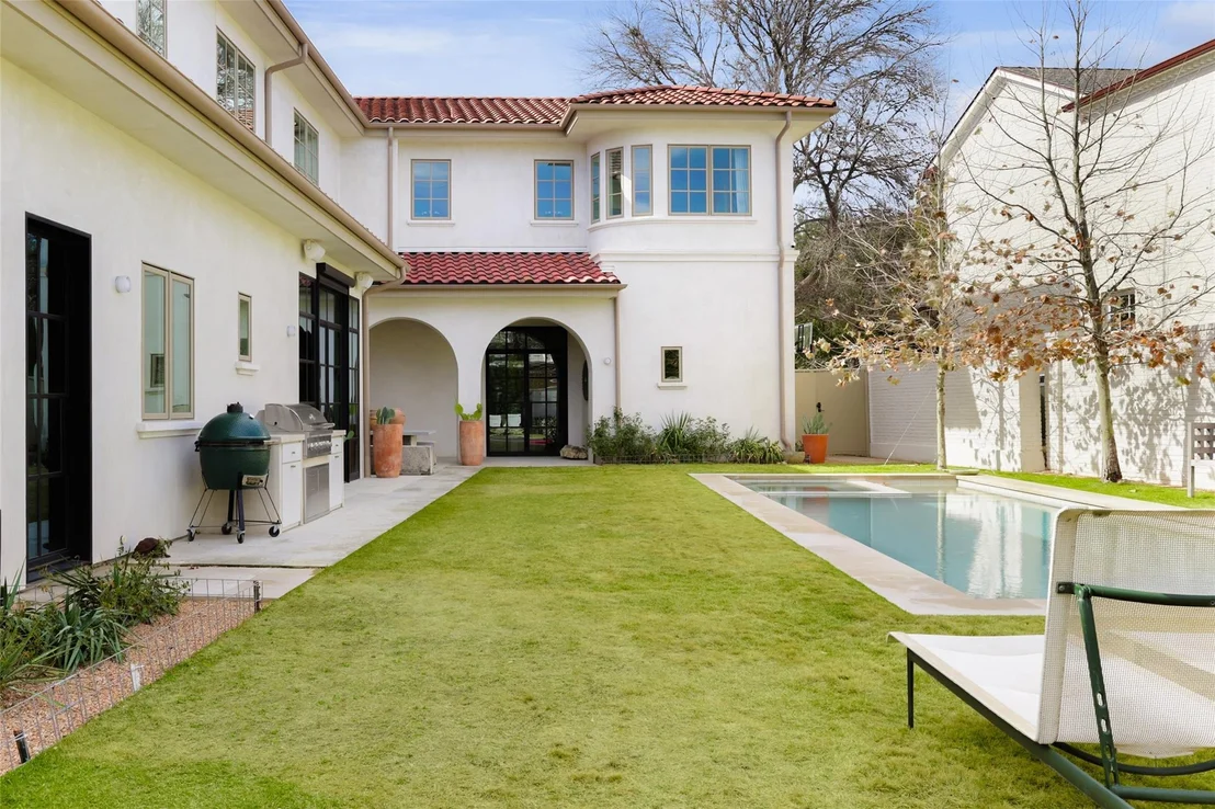 Photo of 2601 Wooldridge DR