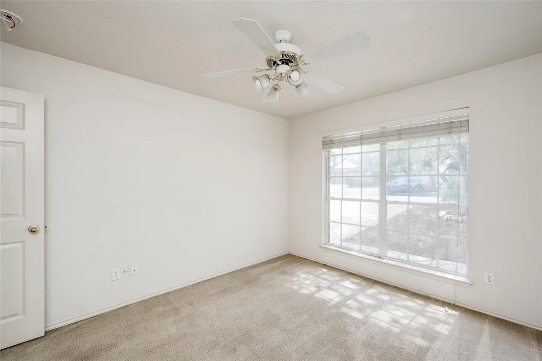 Photo of 1404 Wheatfall LN