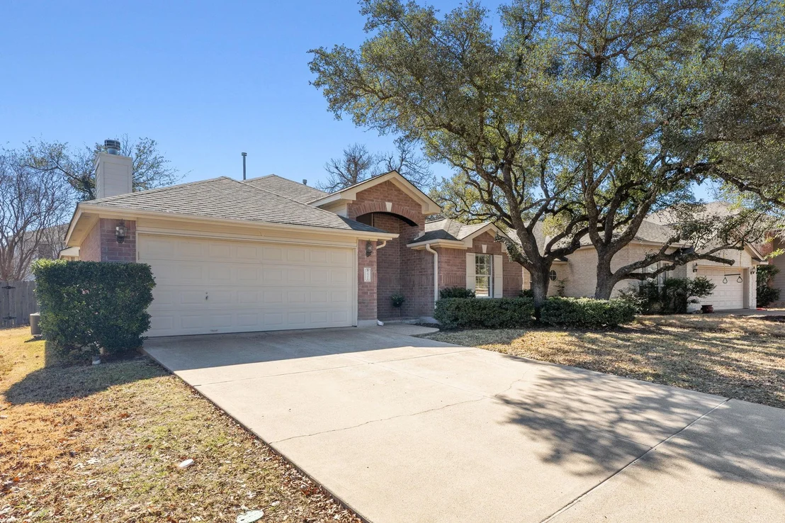 Photo of 2306 Clover Ridge DR