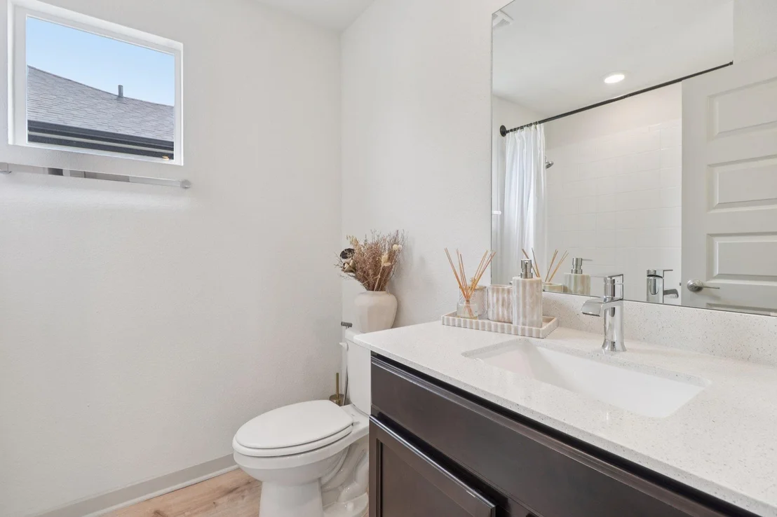 Photo of 220 Merrick RD