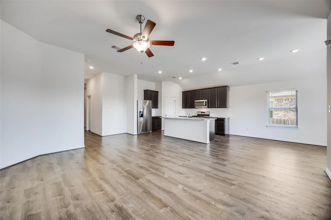 Photo of 5909 Toscana TRCE