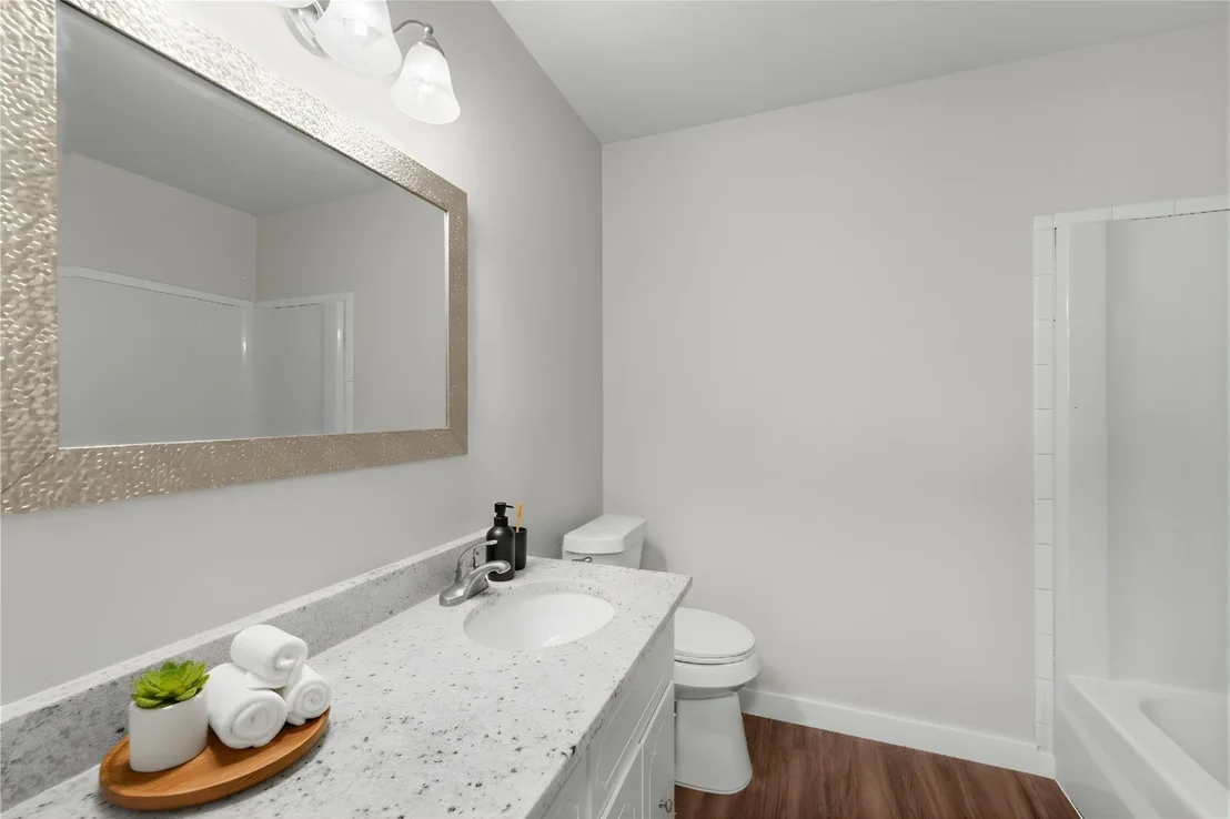 Photo of 4010 Valley View DR